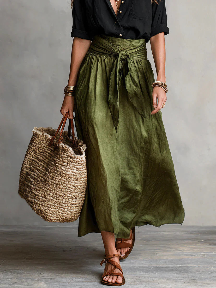 Elarisse - Ensemble deux pièces avec chemise noire et jupe midi vert olive